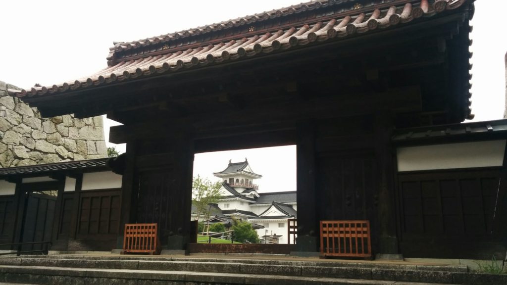 千歳御門からの富山城
